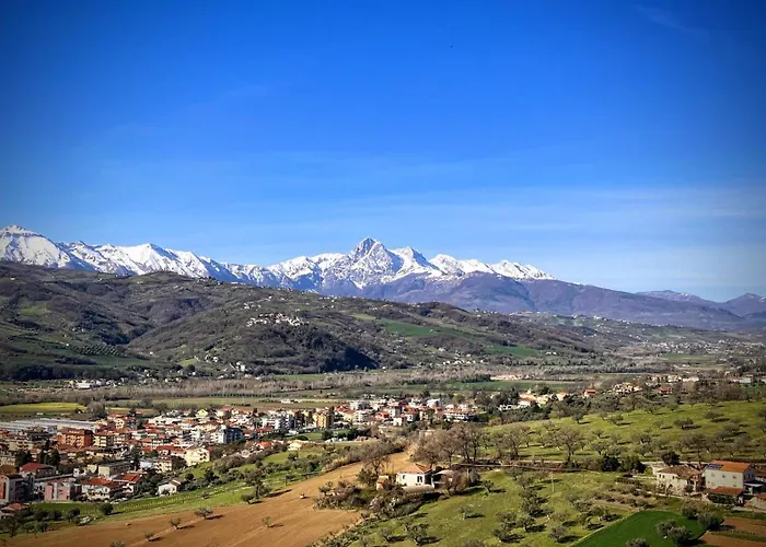 Iacobhouse, Casa Con Giardino Esclusivo E Parcheggio Privato Con Vista Sul Gran Sasso